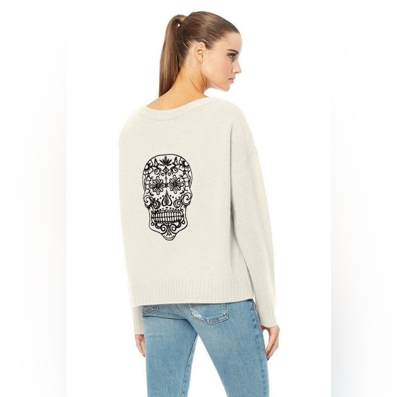 Skull Cashmere Cream Knit Wool & Cashmere V-Neck Sweater Size Medium - Picture 1 of 12